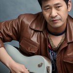 お前、誰やねんw【大流行AIアプリ】80年代風、米国の卒アル・海外ドラマ風加工アプリ「AIイヤーブック」正月の福笑い的なw